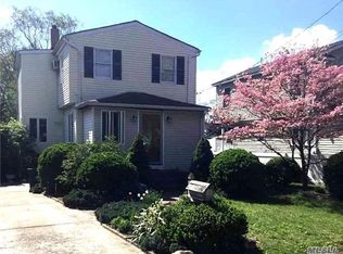 100 Hawthorne Ave, West Babylon, NY 11704