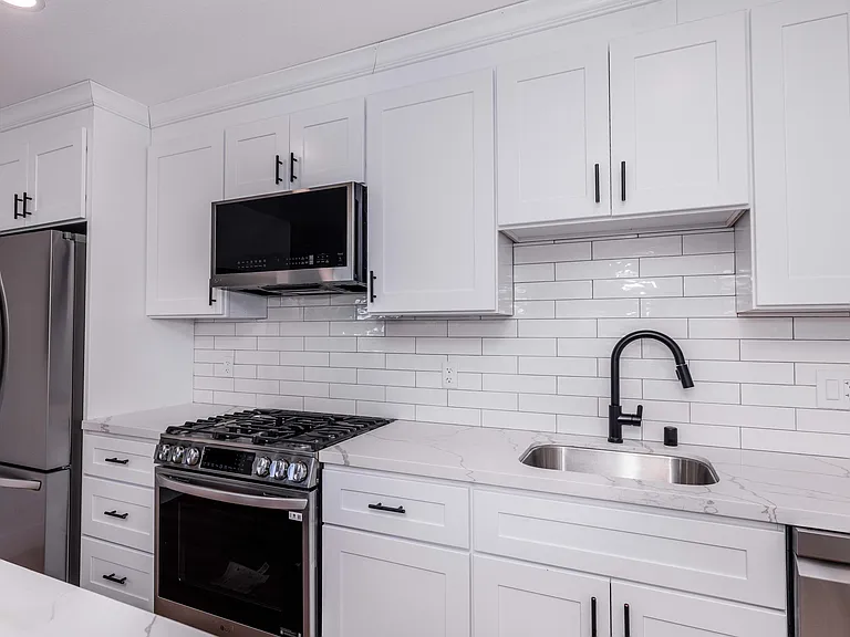 2382 Derby St #1-6 — Photo 13