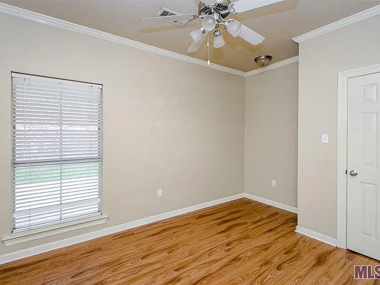 10418 Springridge Ave — Photo 12