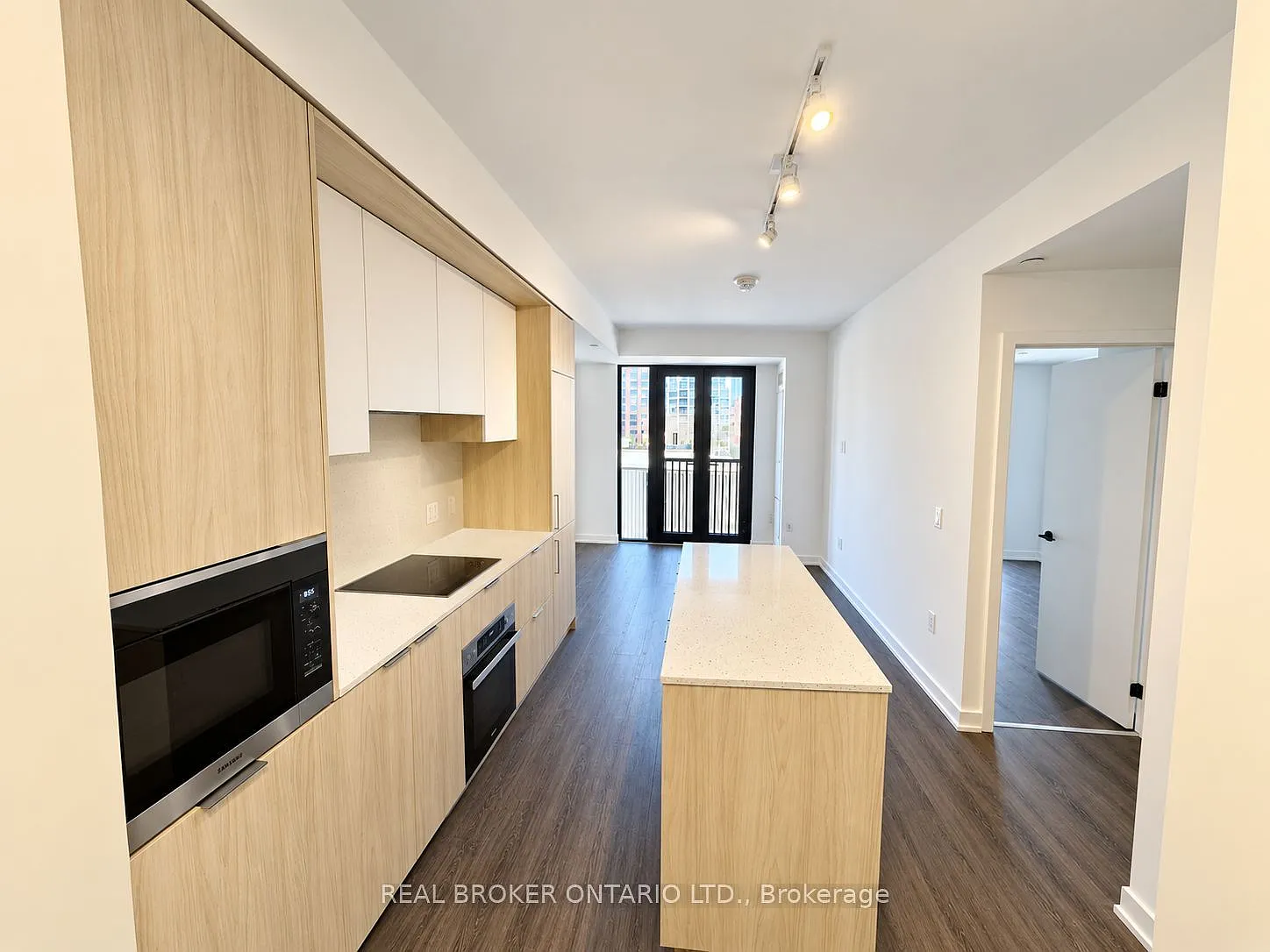 1 bed, $2,400 — Photo 3