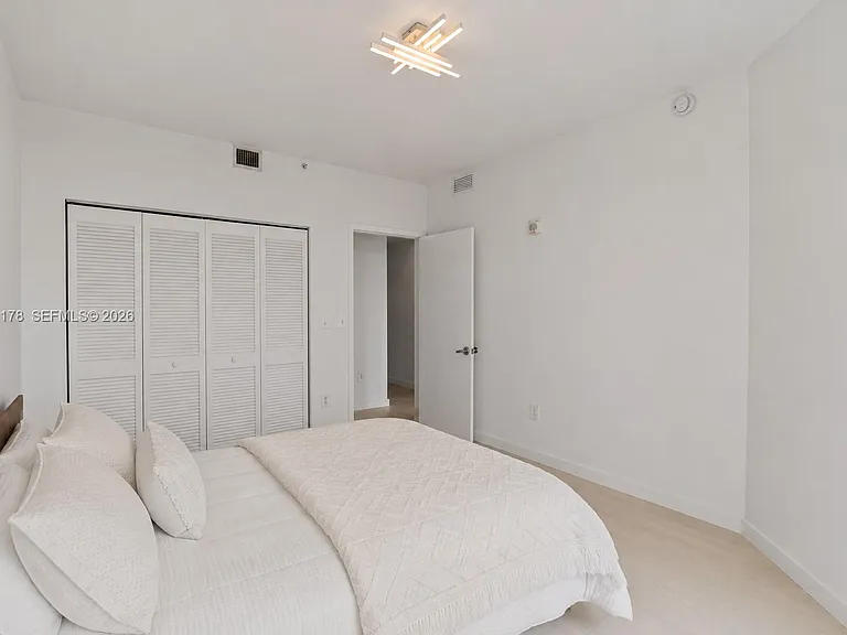 3250 NE 1st Ave #545 — Photo 32