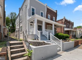 922 Fulton St, Chester, PA 19013