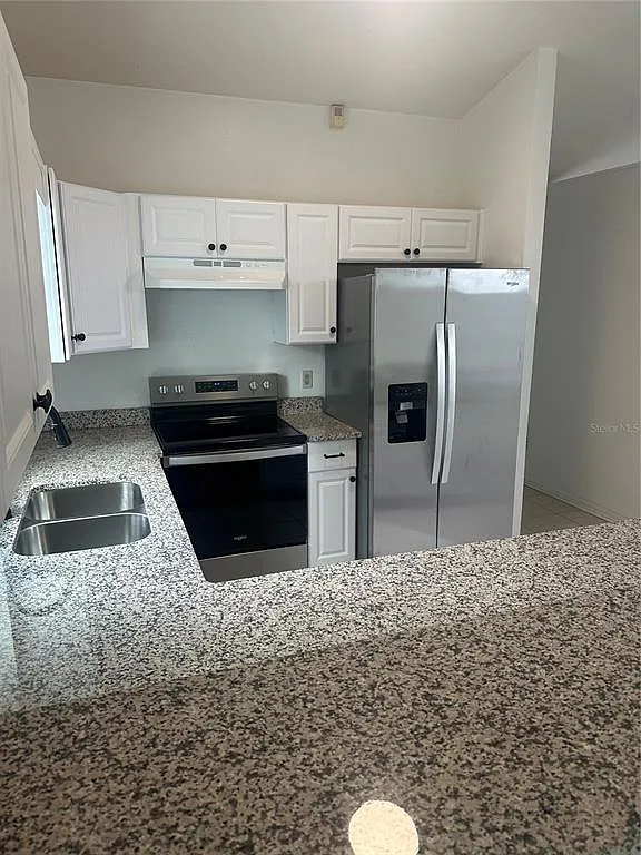 3 bed, 2.0 bath, 1524 sqft, $2,100 — Photo 3
