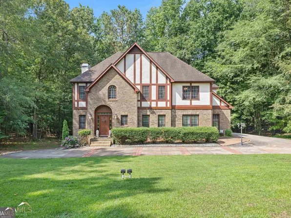 130 Lullwood Ct, Fayetteville, GA 30215