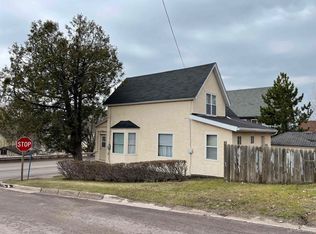 900 4th St, Hancock, MI 49930