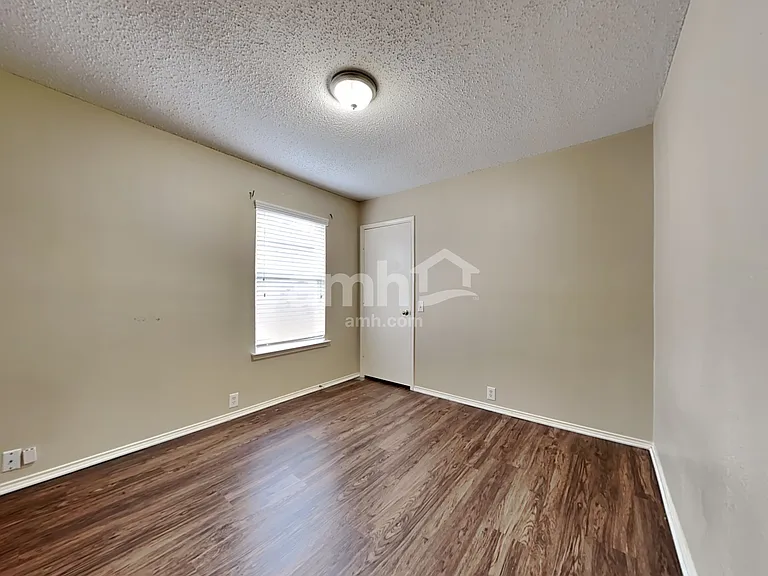 5221 Vista Verde Dr — Photo 15