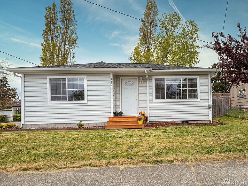 1st image of 1688 E Whidbey Ave
