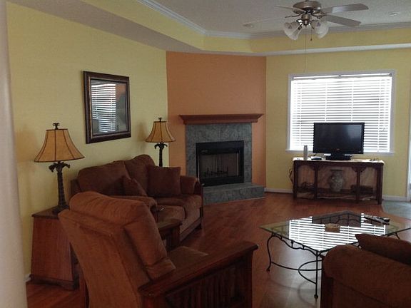 2nd image of 4332 Summerlin Dr
