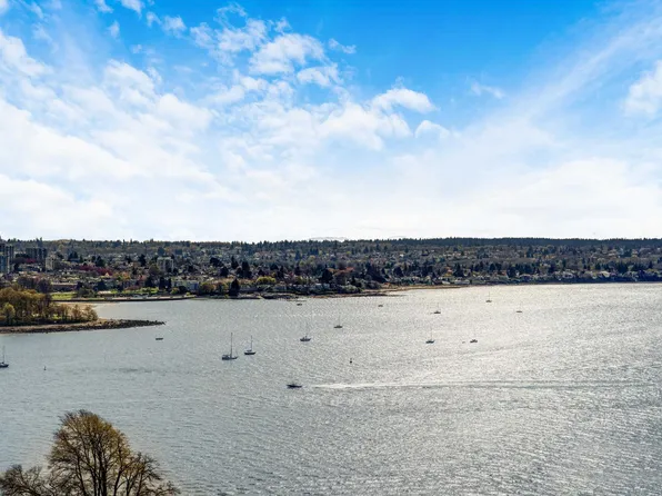 1221 Bidwell St #1804, Vancouver, BC V6G 0B1