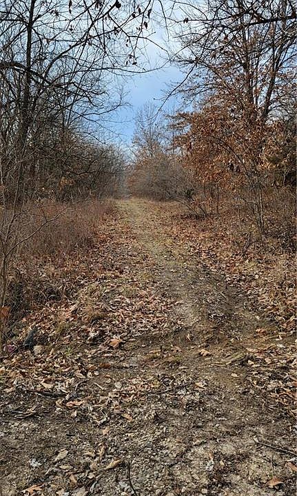 1st image of Lylette Dr