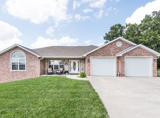 3701 Rusty Dr, Jefferson City, MO 65101