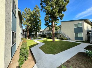 372 W Bay St APT B202, Costa Mesa, CA 92627
