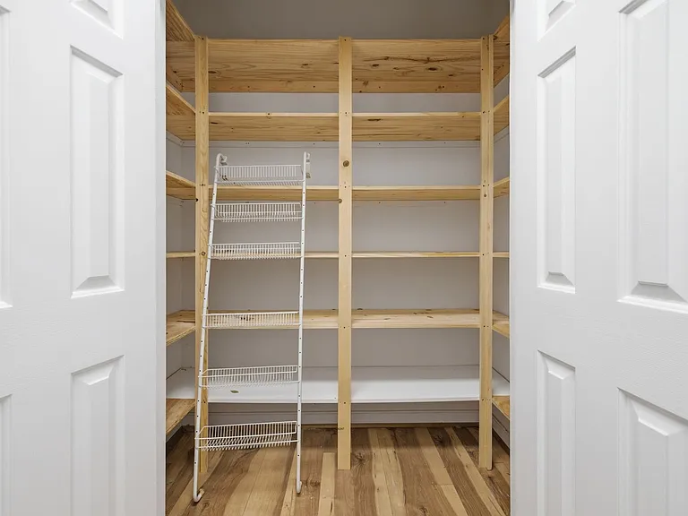 6613 Saint Laurence Dr — Photo 12