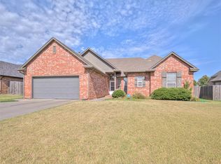 1240 Penny Ln, El Reno, OK 73036
