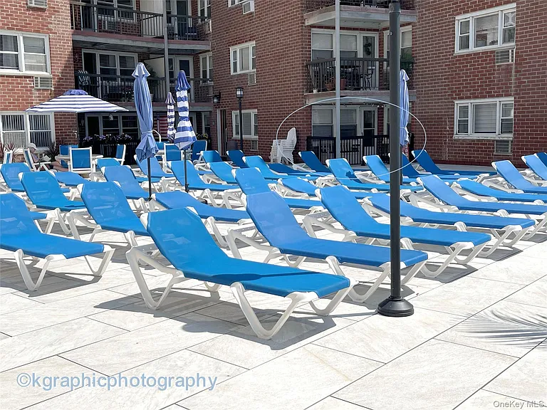 750 Shore Rd #10 — Photo 17