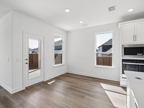 7th image of this home