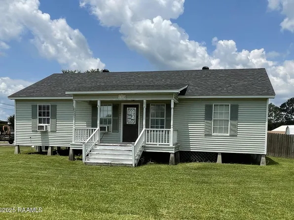 1324 Betty Ln, Abbeville, LA 70510