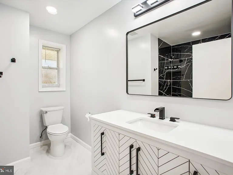 5201 Montgomery St — Photo 15