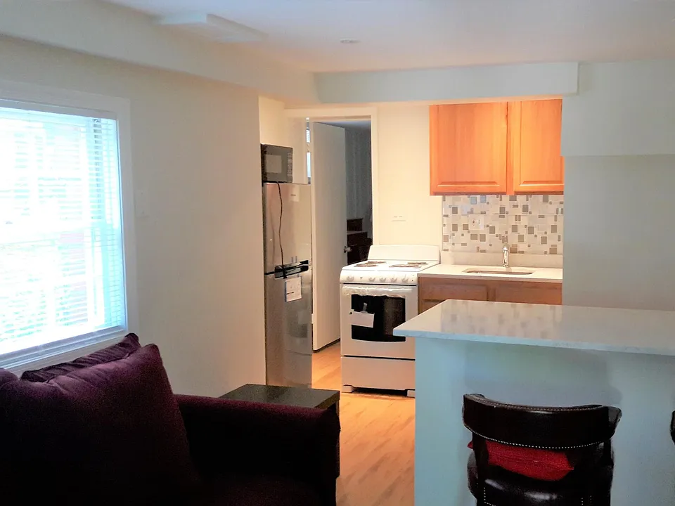 4235 Alton Pl NW #BASEMENT
