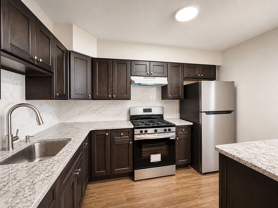 1st image of 32-03 74th St Floor 2
