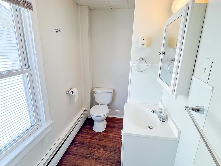 816 A St #201 — Photo 13