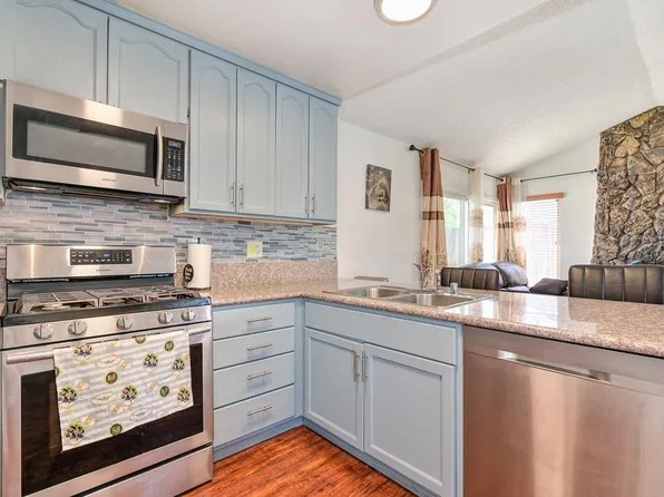 5445 Great Smokey St, Sacramento, CA 95823