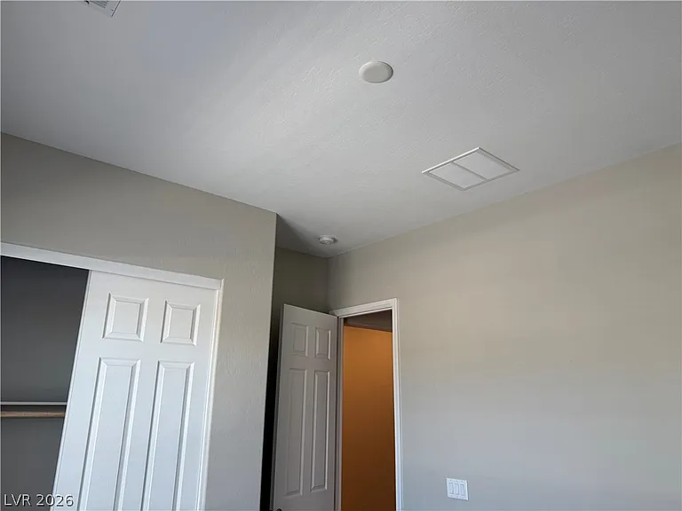 63 Barton Bay Ave — Photo 28