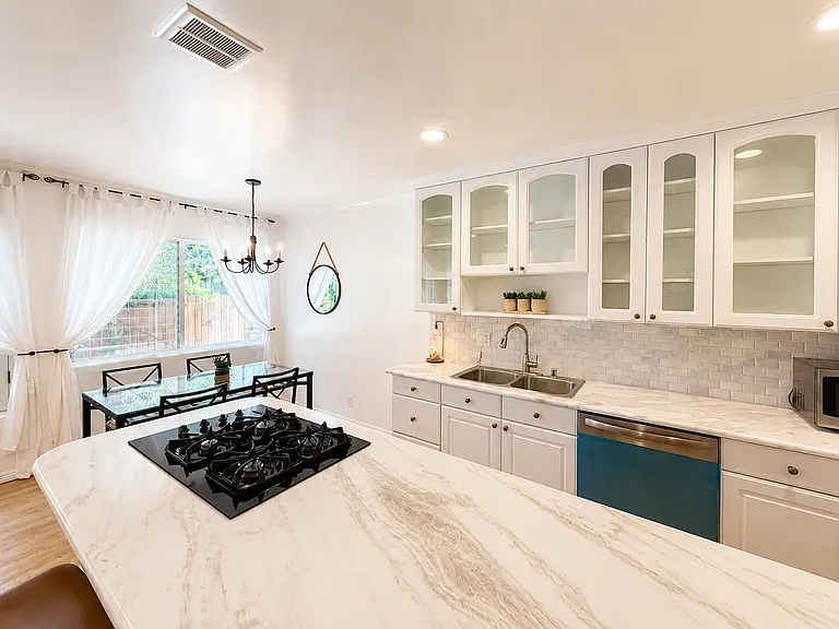 834 Lincoln Blvd #102 — Photo 7