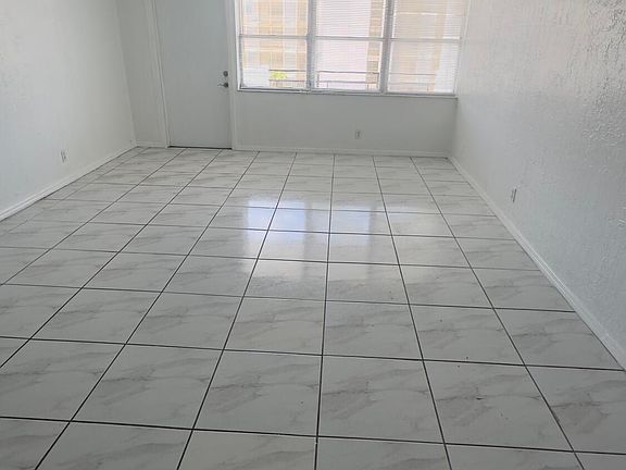 3rd image of 401 Golden Isles Drive #602