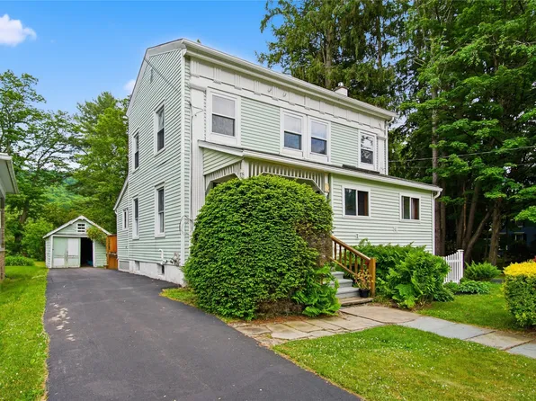 26 Main St, Deposit, NY 13754