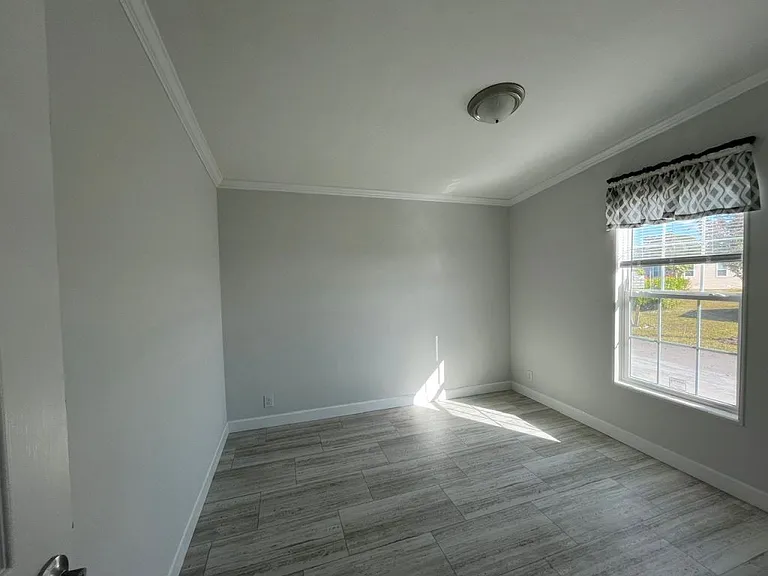 574 Leopard Ln #574 — Photo 10