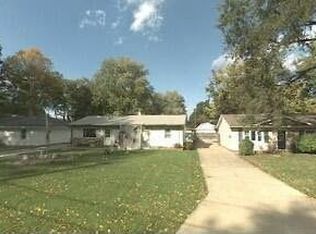 35427 King Dr, Eastlake, OH 44095