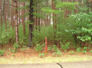 4th Ave #8B, Redgranite, WI 54970