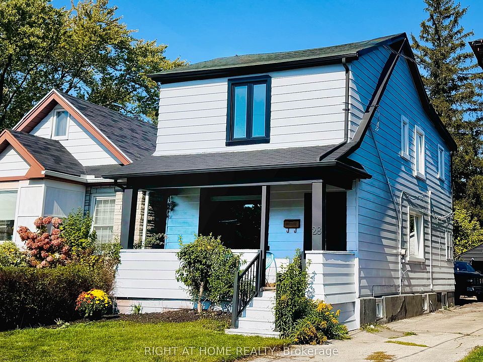 1st image of 28 Pendeen Ave