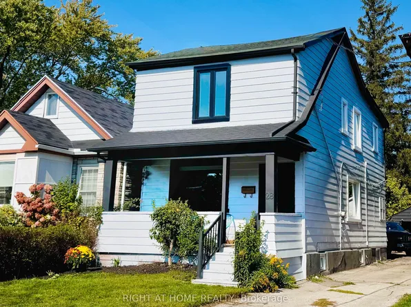 28 Pendeen Ave, Toronto, ON M6N 2P3