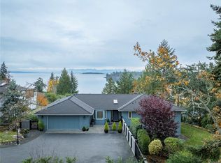 1578 Arbutus Ln, Nanaimo, BC V9P 9B5