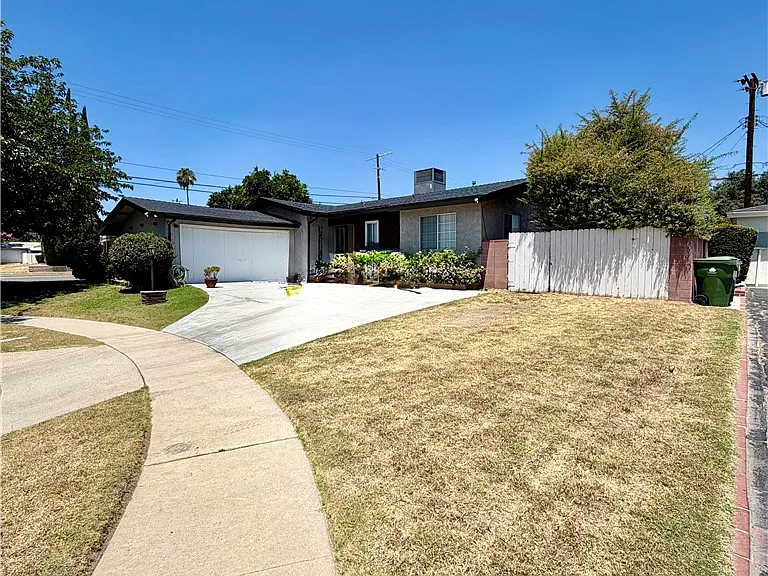 20457 Eccles St — Photo 40