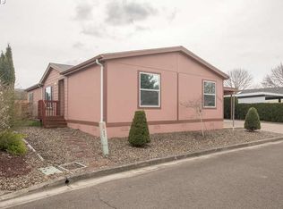 1292 SW Emma Dr #19, McMinnville, OR