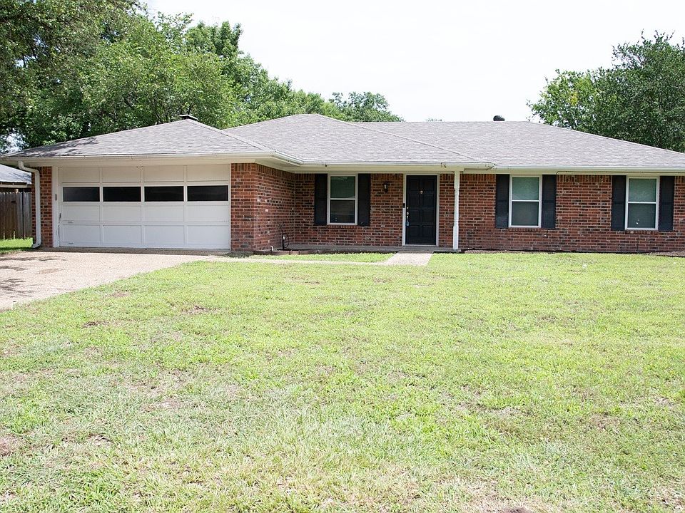 1st image of 1008 Fairway Ln