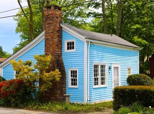 9 Railroad St UNIT 1, Kent, CT 06757