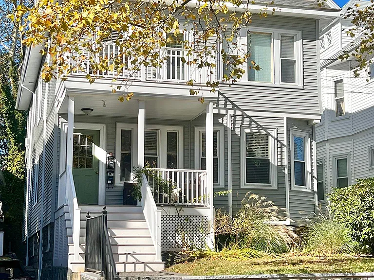 7 Westminster St — Photo 12
