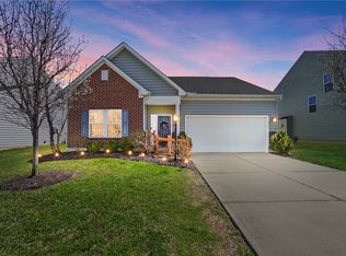 1215 Driftwood Dr, Fairborn, OH