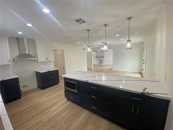 5th image of 5147 Macarthur Blvd