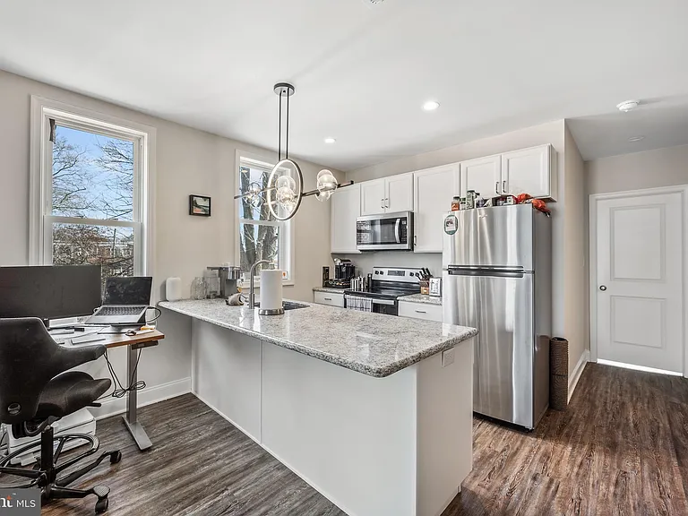 306 E Front St #2 — Photo 4