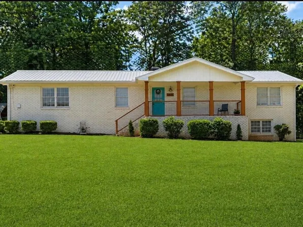 1611 Carlton Ave, Stone Mountain, GA 30087