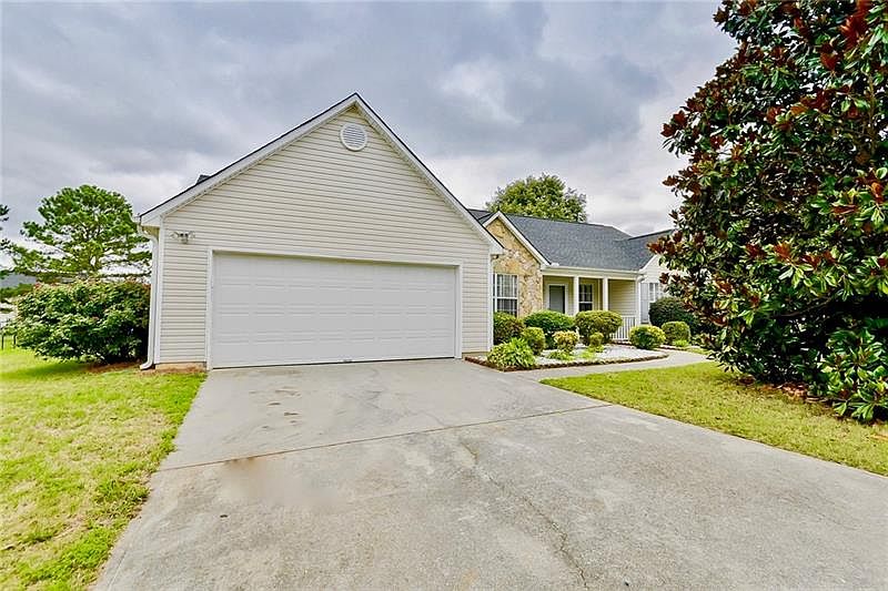 1st image of 4145 Janel Ln