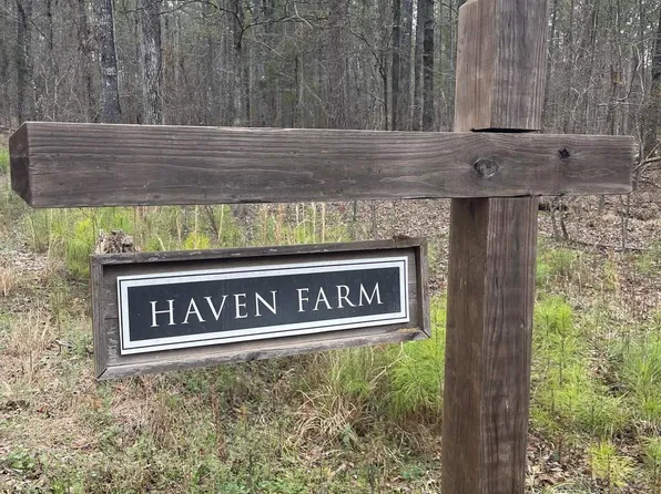 752 Haven Farm Dr #G, Columbiana, AL 35051