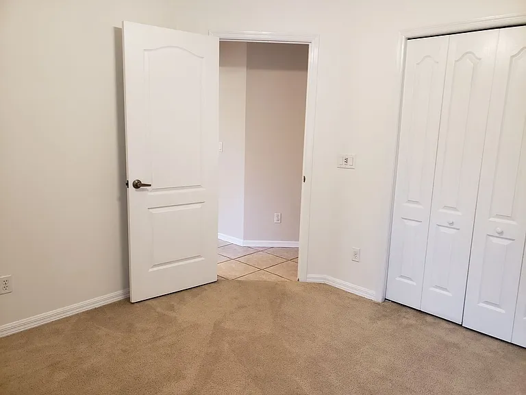 1612 Sweetwater West Cir — Photo 28
