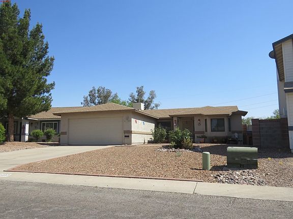 3rd image of 2597 W Lazybrook Dr