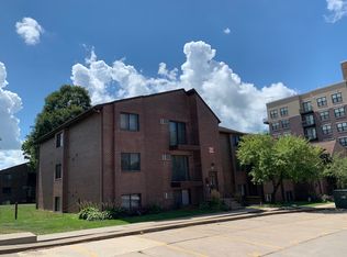 13 E Burlington St APT 115, Iowa City, IA 52240